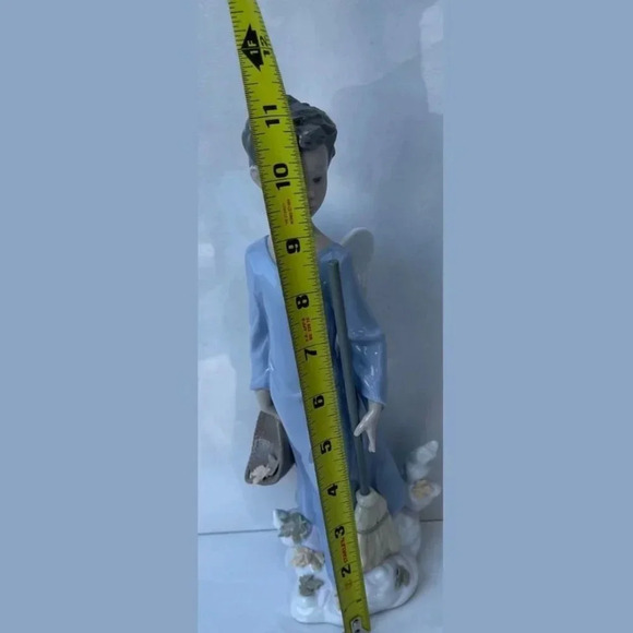 Lladro Fall Angel Figurine Retired Glaze Finish Collectible Decor Blue White - Picture 14 of 16